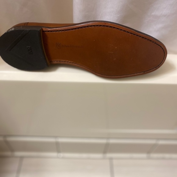 Allen Edmonds walnut “Acheson” Loafers size 9.5 B - Picture 4 of 9